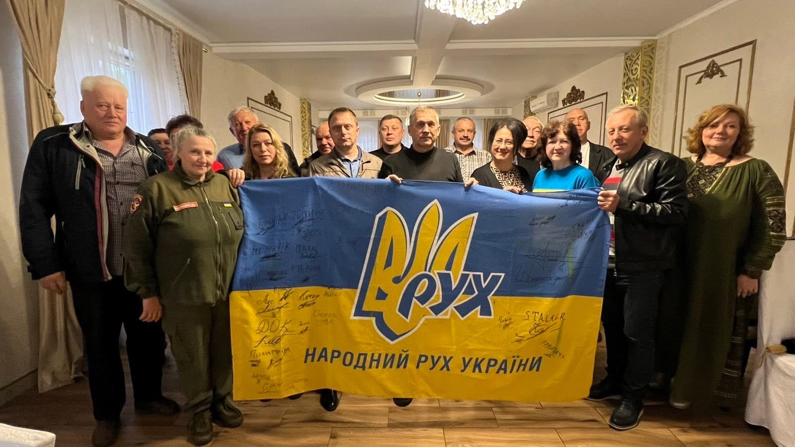 Голова Руху Хмельниччини Станіслав Мельник отримав медаль “Фортеця” за допомогу ЗСУ