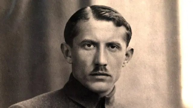 Полковник Коновалець